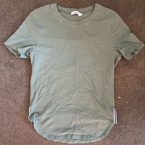 Size medium olive green shirt. Great condition.